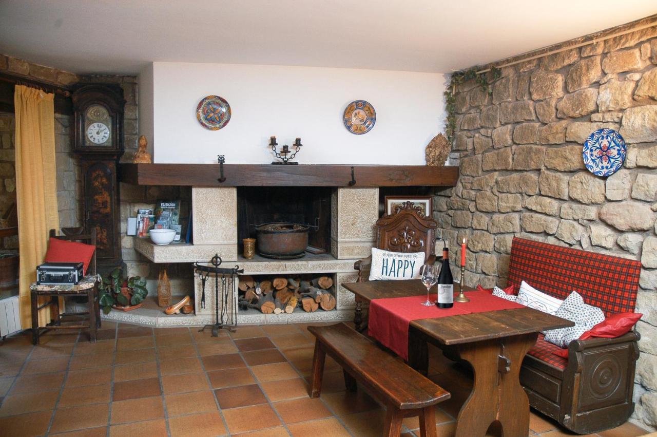 Casa Rural Erletxe Laguardia Exterior photo